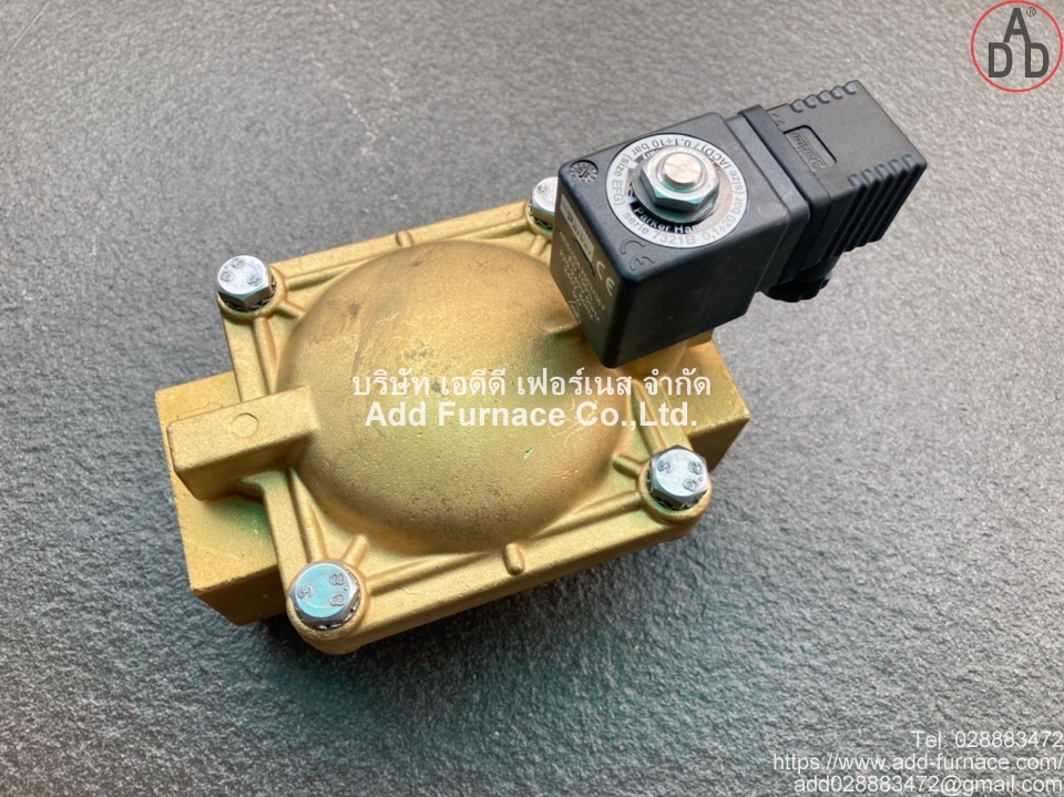 parker solenoid valve 1.1/4inch (3) 